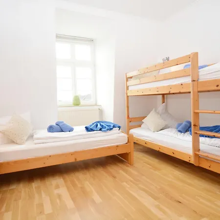 Gutshaus Апартаменты Borkow